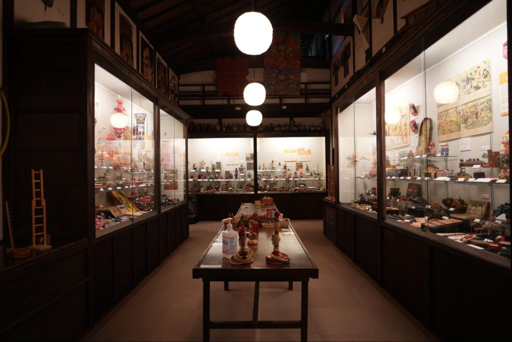 明治時代のおもちゃに迫る！姫路市にある「日本玩具博物館」へ