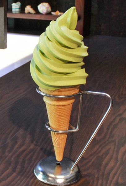 特選抹茶ソフトクリーム/450円