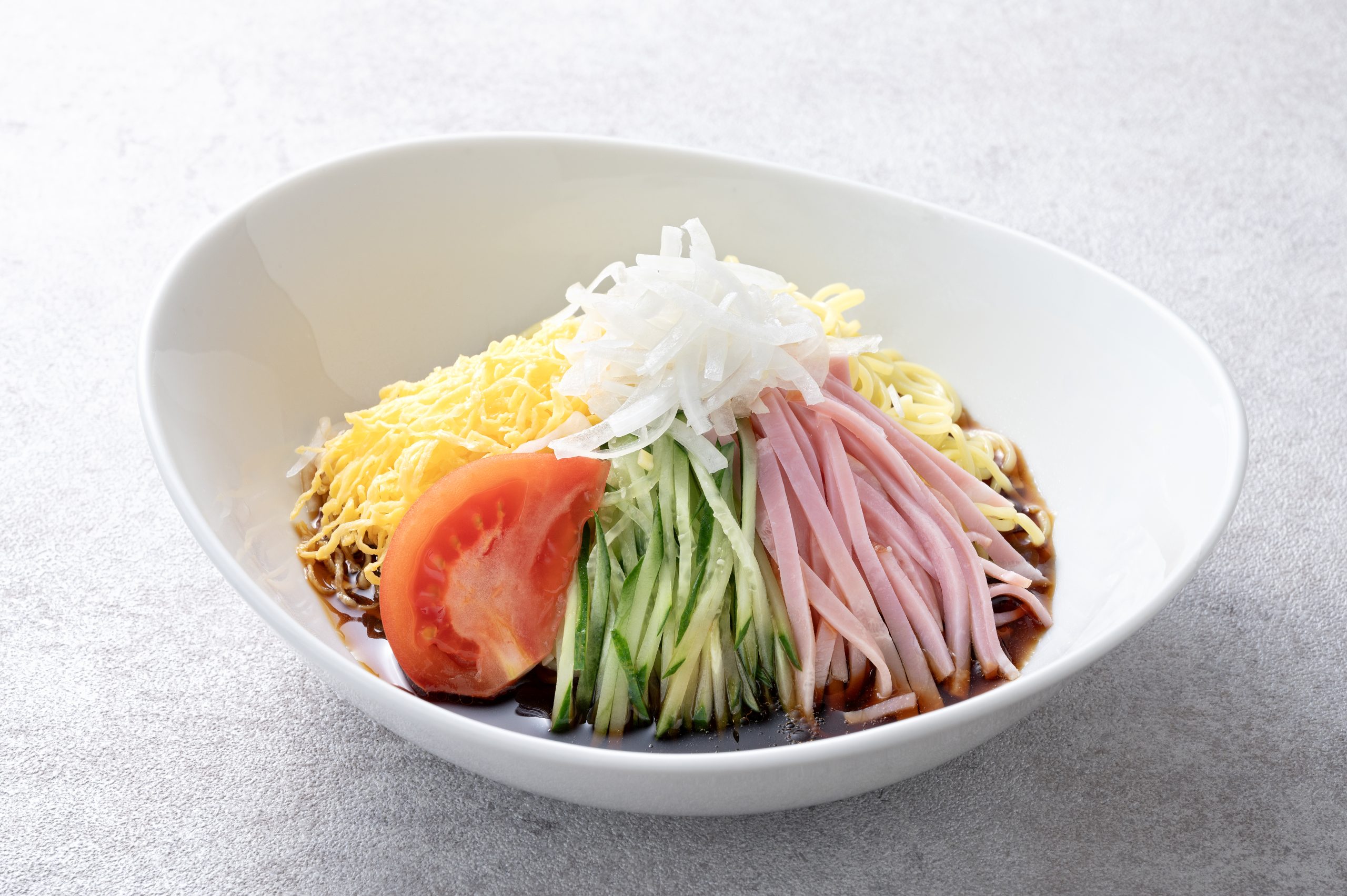 【8/1(土)～販売開始】冷やし中華/¥1,600