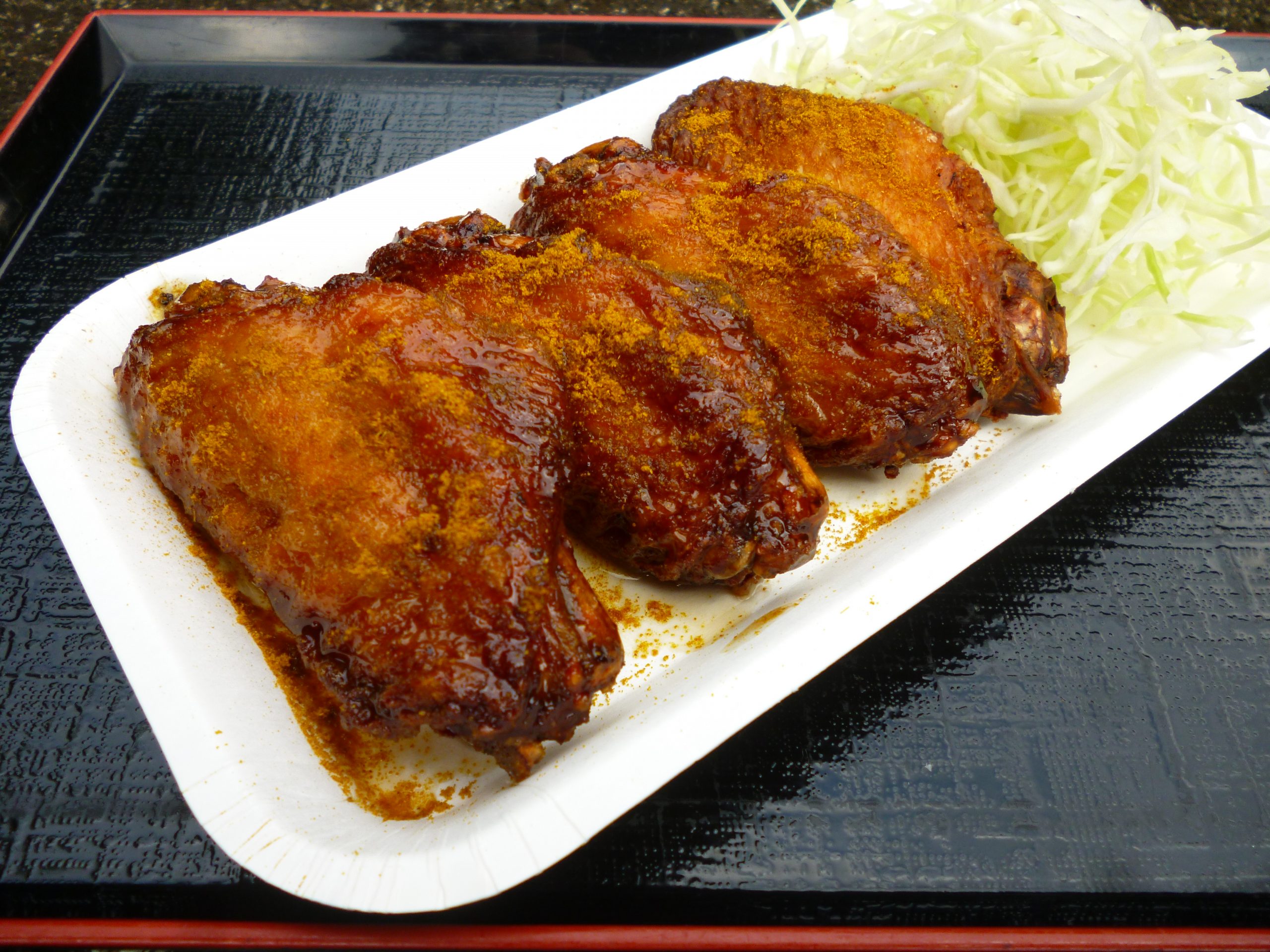 手羽先 蜂カレー風味 / 400円